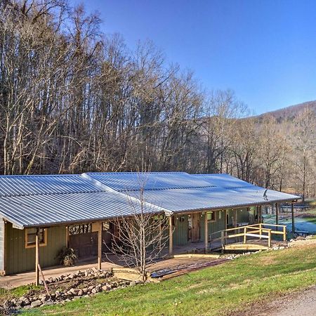 Pet-Friendly Blue Ridge, Cherokee Forest Retreat! Greeneville Bagian luar foto