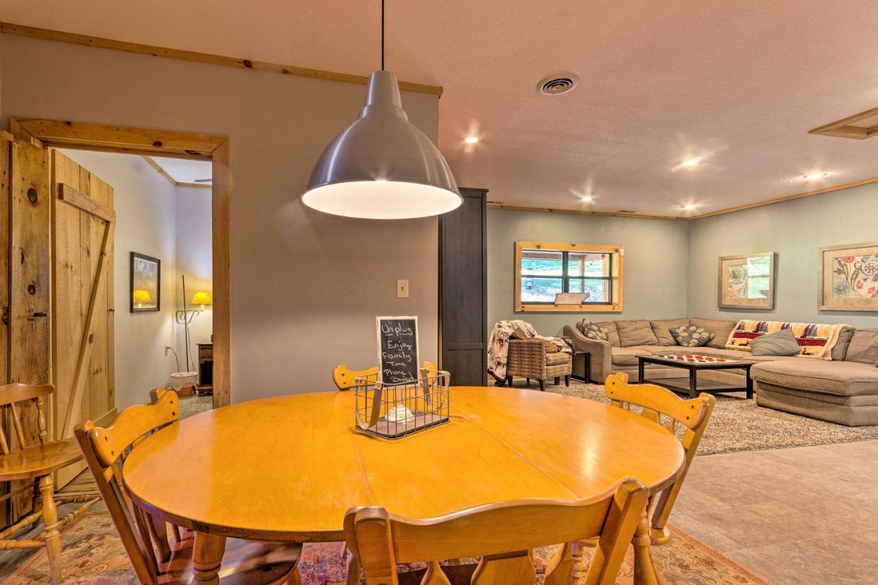 Pet-Friendly Blue Ridge, Cherokee Forest Retreat! Greeneville Bagian luar foto