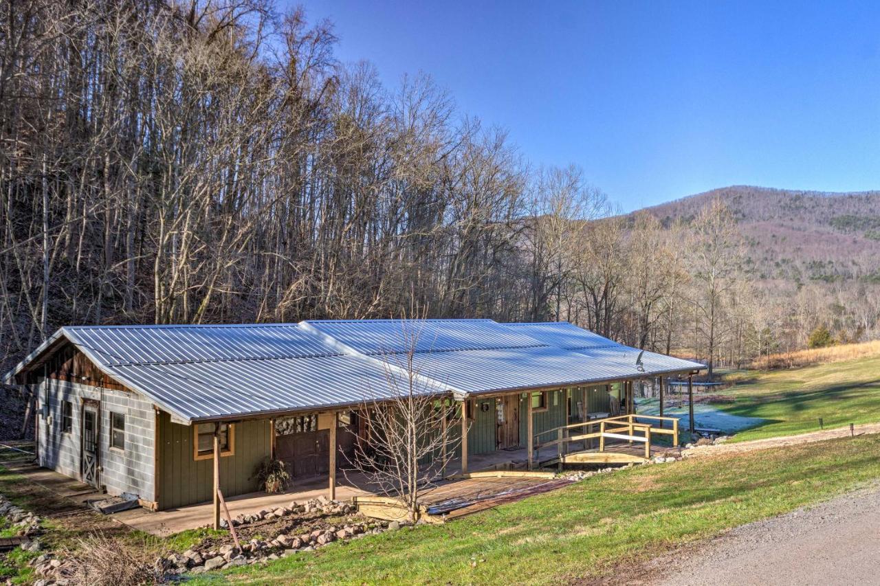 Pet-Friendly Blue Ridge, Cherokee Forest Retreat! Greeneville Bagian luar foto