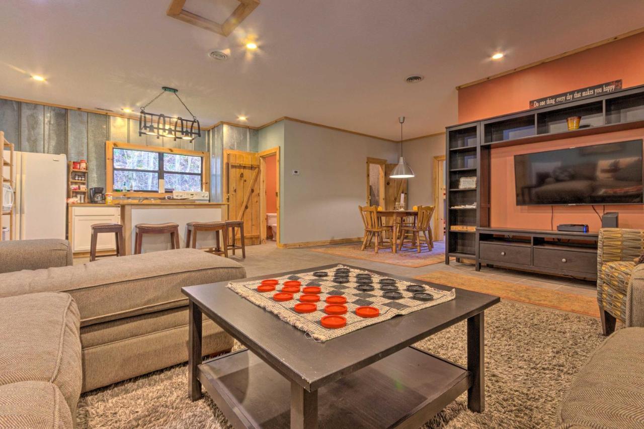 Pet-Friendly Blue Ridge, Cherokee Forest Retreat! Greeneville Bagian luar foto